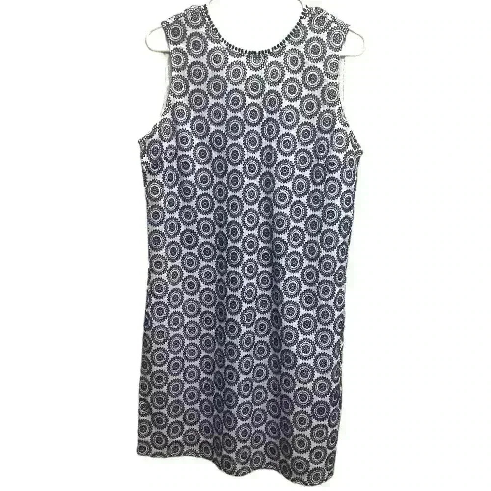 Draper James Collection Eyelet Shift Dress, Women’s Size 8.  New With Tags